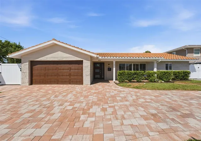 Photo 1 of Single family home for sale at 6414 2nd Palm Point, Saint Petersburg, FL 33706 | MLS# TB8529611 | Listing updated on 2026-10-05