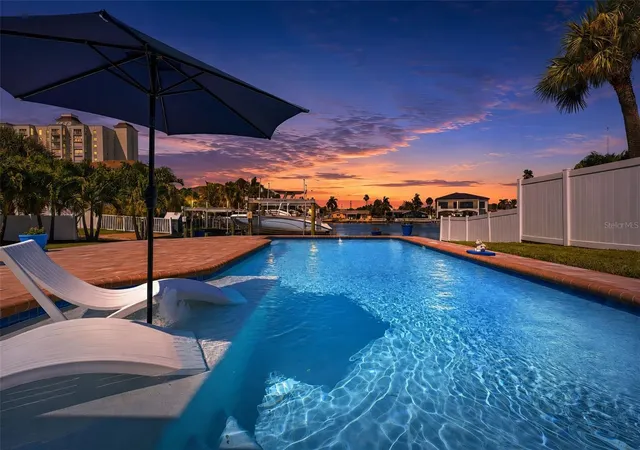 Photo 3 of Single family home for sale at 6414 2nd Palm Point, Saint Petersburg, FL 33706 | MLS# TB8529611 | Listing updated on 2026-10-05