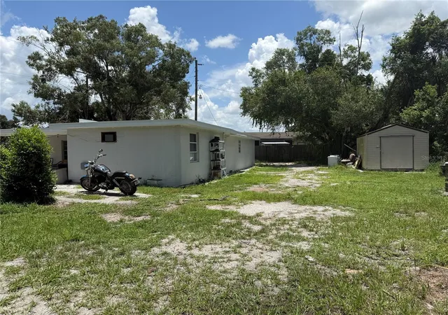 Photo 3 of Single family home for sale at 408 E Maple St, Arcadia, FL 34266 | MLS# A4700131 | Listing updated on 2026-08-11