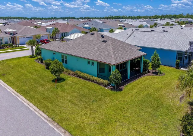 Photo 3 of Single family home for sale at 237 Sand Bar Ln, Daytona Beach, FL 32124 | MLS# V4950237 | Listing updated on 2026-10-03
