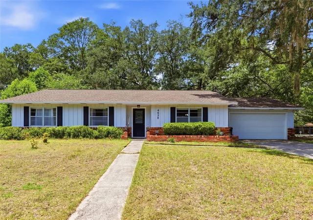 Photo 1 of Single family home for sale at 4628 Nw 40th Street, Gainesville, FL 32606 | MLS# GC541993 | Listing updated on 2026-10-17