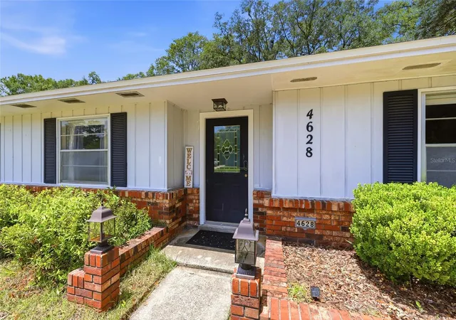 Photo 2 of Single family home for sale at 4628 Nw 40th Street, Gainesville, FL 32606 | MLS# GC541993 | Listing updated on 2026-10-17