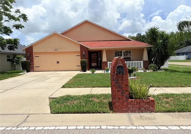 Photo 1 of Single family home for sale at 12337 Rose Hvn Blvd, New Port Richey, FL 34654 | MLS# TB8529627 | Listing updated on 2026-08-28