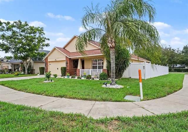 Photo 3 of Single family home for sale at 12337 Rose Hvn Blvd, New Port Richey, FL 34654 | MLS# TB8529627 | Listing updated on 2026-08-28