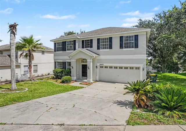 Photo 3 of Single family home for sale at 1602 Presidio Dr, Clermont, FL 34711 | MLS# TB8529631 | Listing updated on 2026-08-29