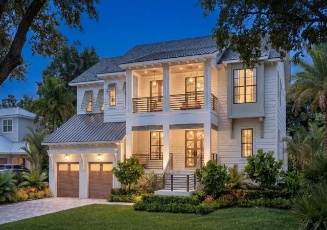 Photo 2 of Sale Pending at 618 Luzon Ave, Tampa, FL 33606 | MLS# TB8529635 | Listing updated on 2026-08-10