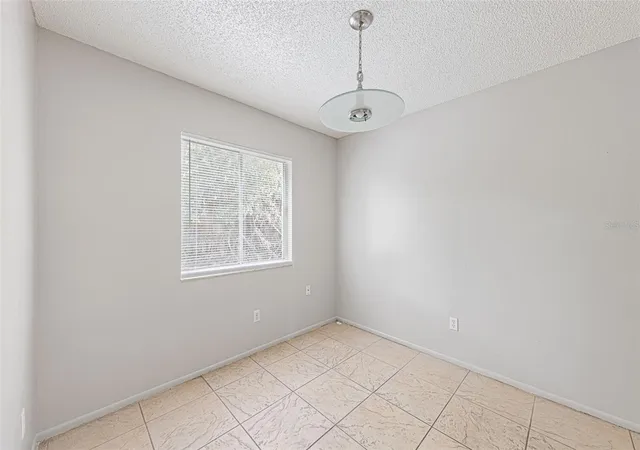 Photo 3 of House for sale at 46 N Fairfax Ave, Winter Springs, FL 32708 | MLS# O6425466 | Listing updated on 2026-09-21
