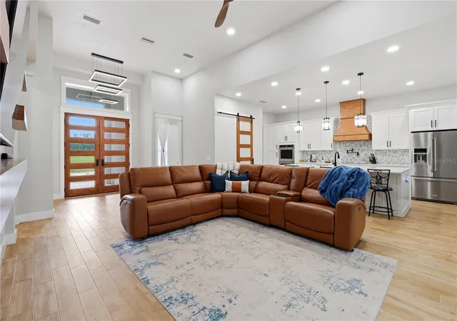 Photo 4 of Single family home for sale at 18711 NW 138th Avenue, Alachua, FL 32615 | MLS# GC541994 | Listing updated on 2026-10-06