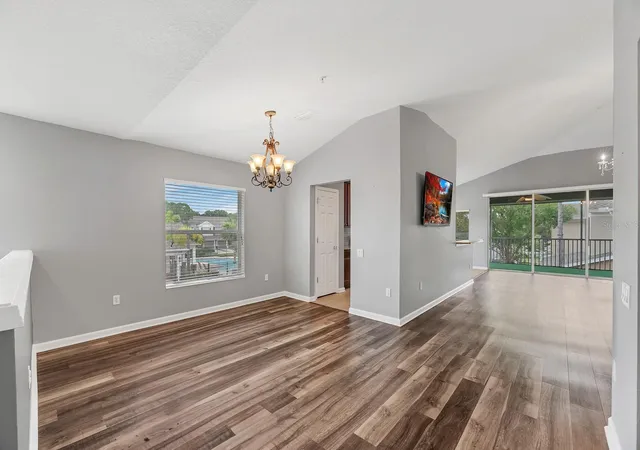 Listing Photo 4 - Condo for sale in building located at 2223 Kings Palace Dr, RIVERVIEW, FL 33578 - Unit #00