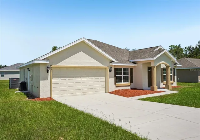 Photo 3 of Single family home for sale at 387 Marion Oaks Ln, Ocala, FL 34473 | MLS# O6425474 | Listing updated on 2026-09-01