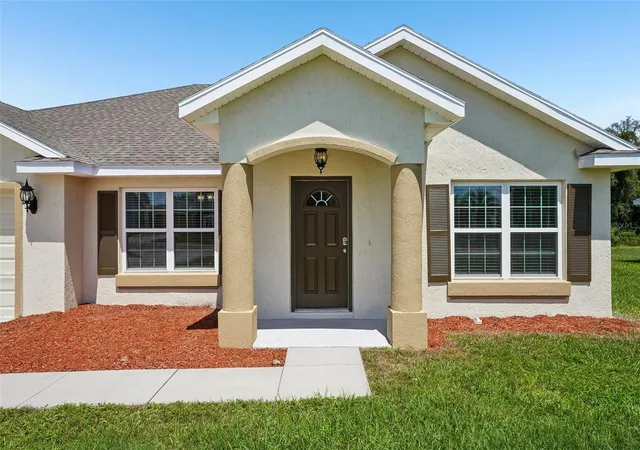 Photo 5 of Single family home for sale at 387 Marion Oaks Ln, Ocala, FL 34473 | MLS# O6425474 | Listing updated on 2026-09-01