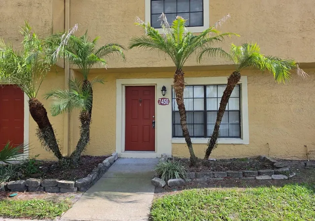 Photo 1 of Condo for sale at 7450 Wynnewood Sq #189, Winter Park, FL 32792 | MLS# O6425486 | Listing updated on 2026-10-06