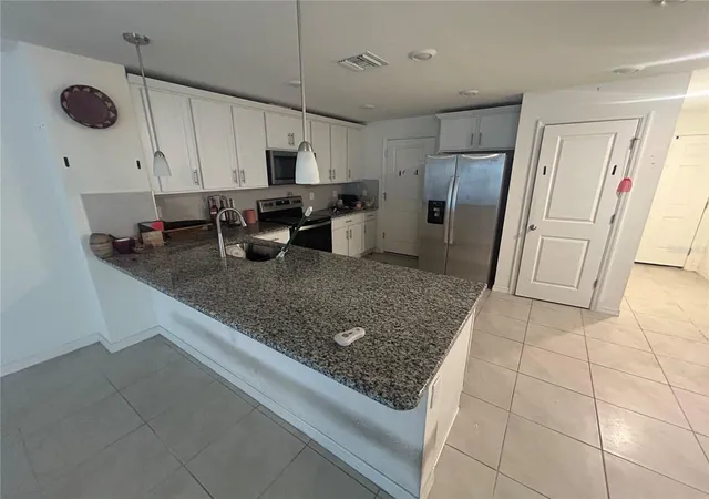 4th image of 15031 Caspian Tern Ct #103, North Fort Myers, FL 33917 | MLS# TB8529652