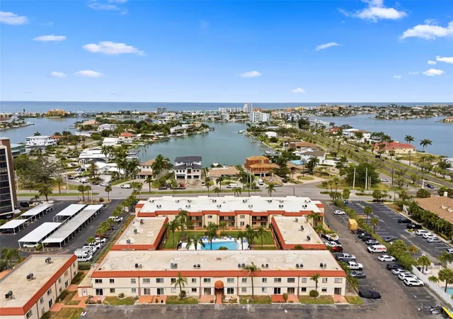2nd image of 10365 Paradise Blvd #1, Treasure Island, FL 33706 | MLS# TB8529654