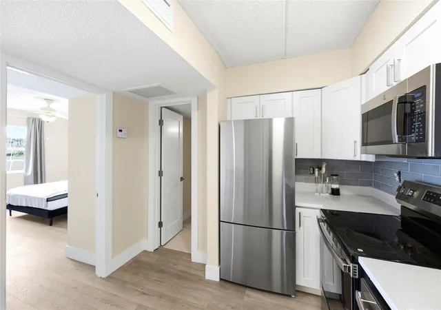 5th image of 10365 Paradise Blvd #1, Treasure Island, FL 33706 | MLS# TB8529654