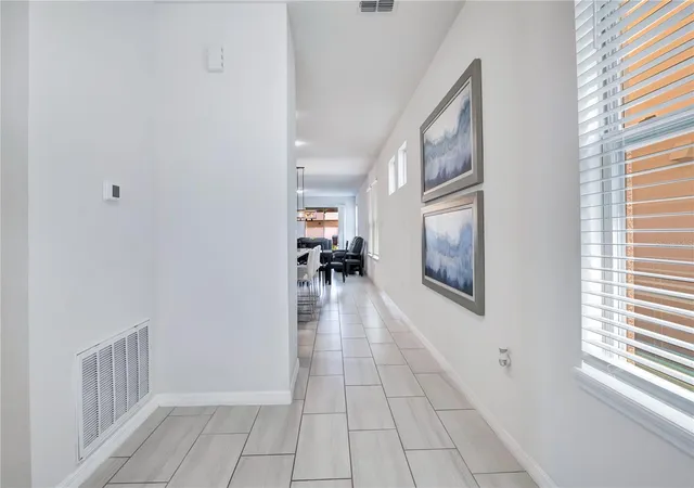 Photo 4 of Single family home for sale at 16802 Oakboro St, Winter Garden, FL 34787 | MLS# O6425489 | Listing updated on 2026-08-31