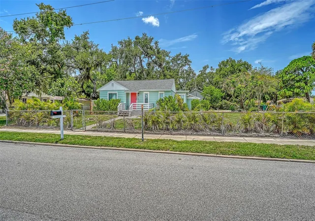 2nd image of 1507 10th Ave W, Palmetto, FL 34221 | MLS# A4700146