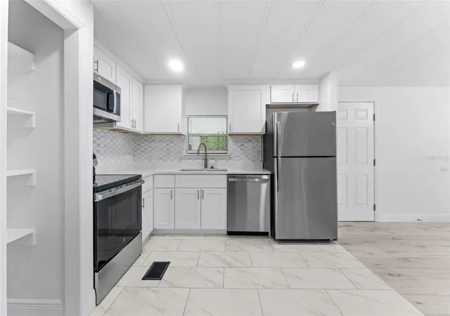 Photo 3 of Manufactured home for sale at 130 Florence Blvd, Debary, FL 32713 | MLS# O6425493 | Listing updated on 2026-09-20