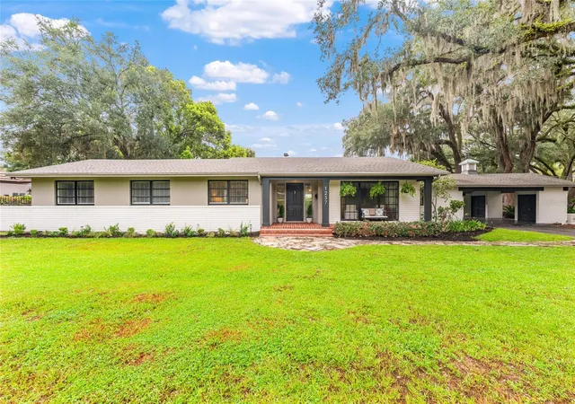 2nd image of 1237 Se 8th St, Ocala, FL 34471 | MLS# OM728571