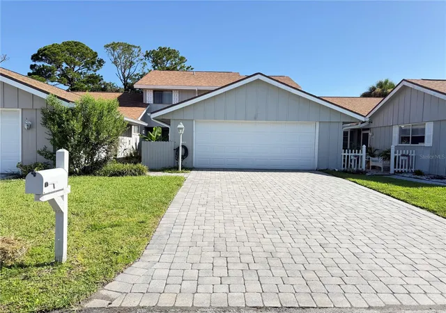 Photo 1 of Single family home for sale at 33 Andrea Dr, New Smyrna Beach, FL 32168 | MLS# NS1088746 | Listing updated on 2026-08-06
