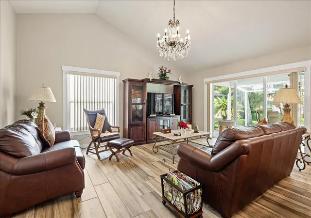 Photo 3 of Single family home for sale at 5438 Dominica Cir, Sarasota, FL 34233 | MLS# A4700148 | Listing updated on 2026-10-05