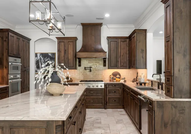 4th image of 3006 S Emerson St, Tampa, FL 33629 | MLS# TB8529666