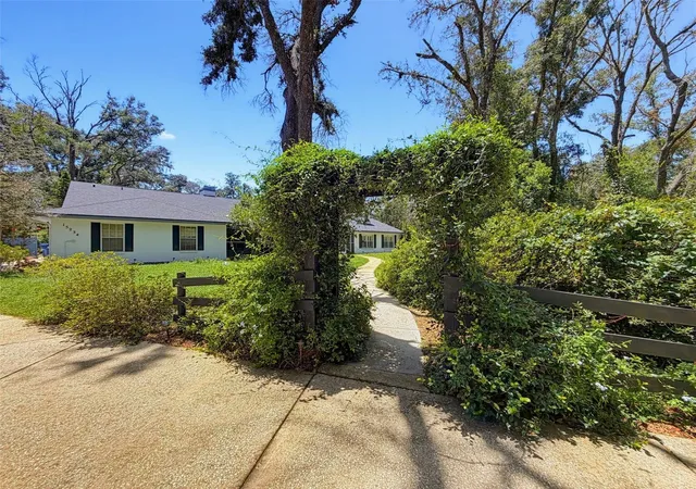 Photo 3 of Single family home for sale at 15234 Scanio, Spring Hill, FL 34610 | MLS# W7887686 | Listing updated on 2026-09-13