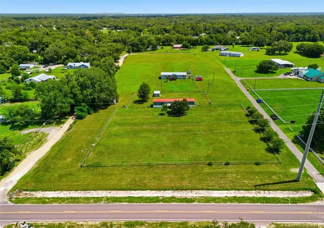 Photo 3 of Manufactured home for sale at 7930 Froggy Ln, Zephyrhills, FL 33540 | MLS# TB8529670 | Listing updated on 2026-07-17