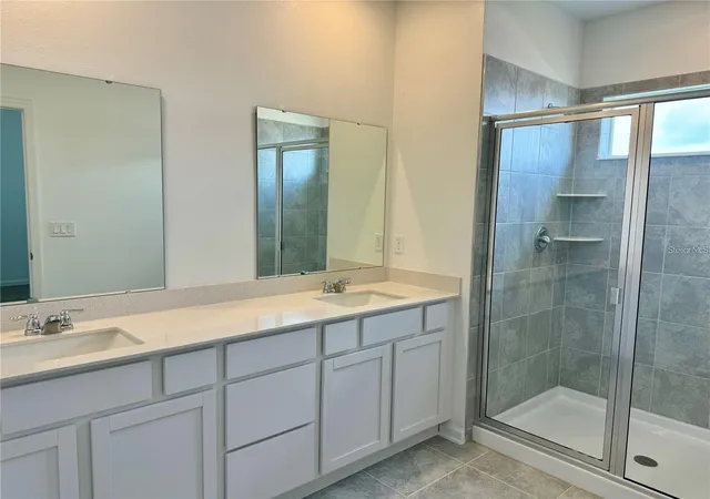 Photo 4 of Townhouse for sale at 2452 Skyline Loop, Kissimmee, FL 34758 | MLS# S5153808 | Listing updated on 2026-08-21