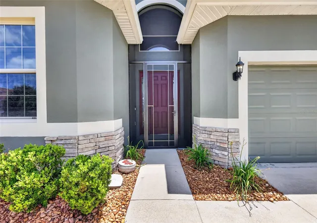 3rd image of 8716 Bridgeport Bay Cir, Mount Dora, FL 32757 | MLS# G5115149