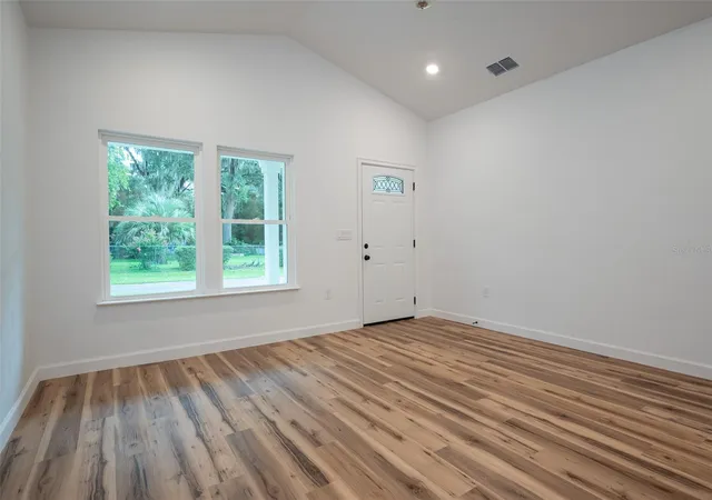 5th image of 2402 Ne 70Th St, Gainesville, FL 32609 | MLS# GC542005