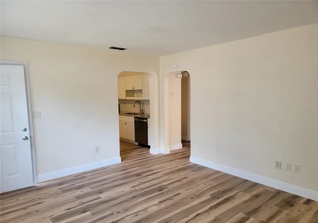 3rd image of 542 & 540 S Clayton Ave, Lakeland, FL 33801 | MLS# L4963551