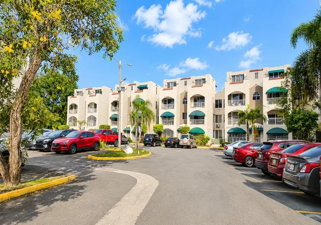 Photo 2 of Condo for sale at 150 Conector C, Trujillo Alto, PR 00976 | MLS# PR9122800 | Listing updated on 2026-09-13