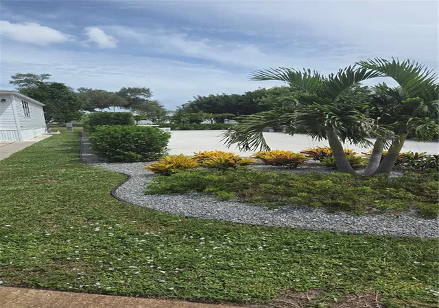 1st image of 237 Bainbridge Dr, Nokomis, FL 34275 | MLS# N6145036