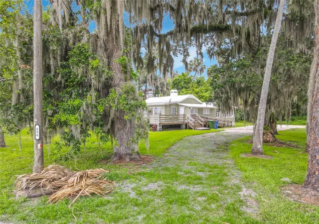 39th image of 556 Stone Island Rd, Deltona, FL 32725 | MLS# V4950244
