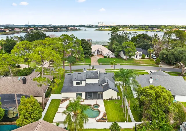 Photo 3 of Single family home for sale at 9524 Bay Vista Ests Blvd, Orlando, FL 32836 | MLS# O6425560 | Listing updated on 2026-09-07