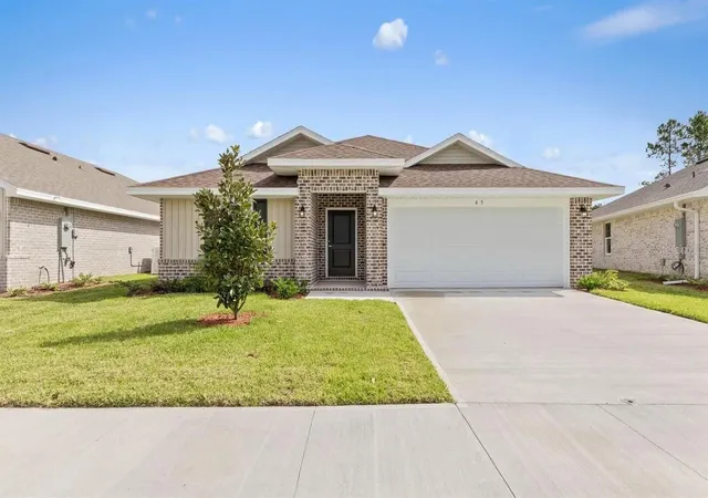 Photo 1 of Single family home for sale at 45 Bunker Hl Dr, Palm Coast, FL 32137 | MLS# FC319996 | Listing updated on 2026-10-28