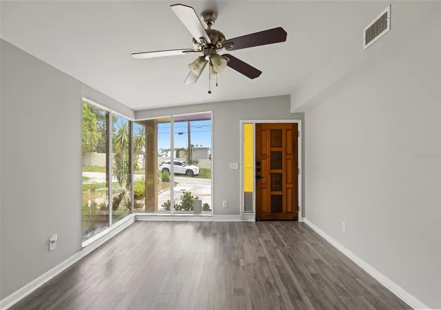 Photo 3 of Single family home for sale at 2116 W Abdella St, Tampa, FL 33607 | MLS# TB8529729 | Listing updated on 2026-09-24