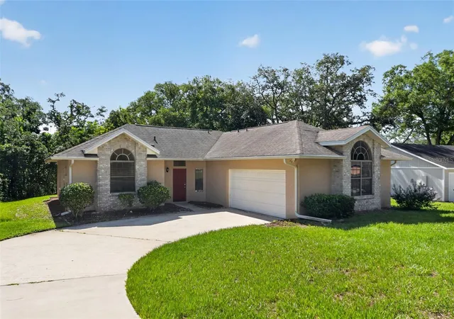 Photo 1 of Single family home for sale at 6348 Sleepy Holw Dr, Orlando, FL 32810 | MLS# O6425570 | Listing updated on 2026-09-03