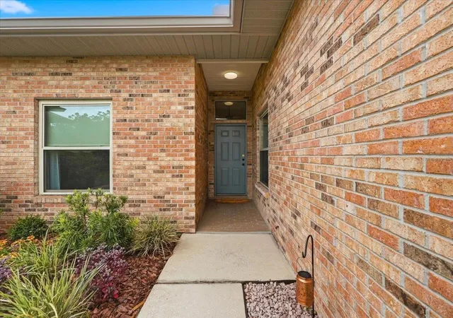 Photo 2 of Single family home for sale at 730 Martinique Cir, Lakeland, FL 33803 | MLS# L4963558 | Listing updated on 2026-10-08