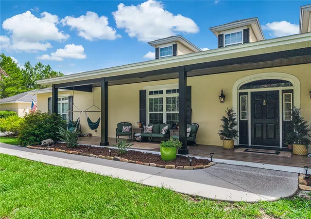 2nd image of 450 Valley Stream Dr, Geneva, FL 32732 | MLS# O6425573