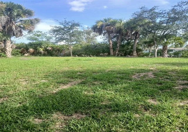 Photo 1 of Land for sale at Hilolo Ln, Venice, FL 34293 | MLS# TB8529734 | Listing updated on 2026-07-17