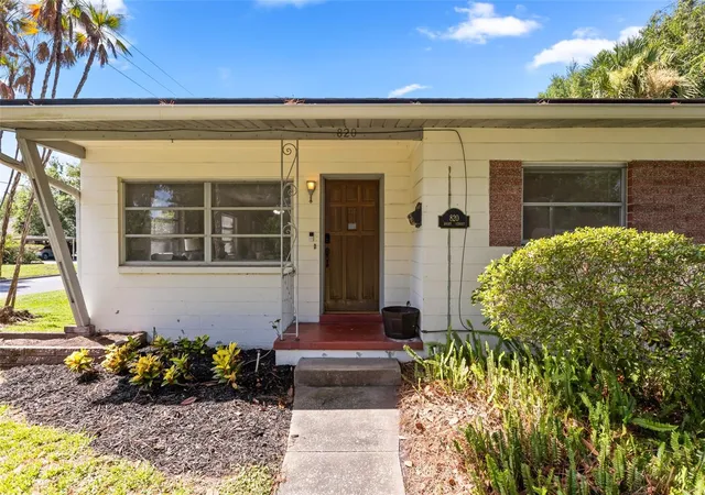 Photo 2 of Single family home for sale at 820 Rugby St, Orlando, FL 32804 | MLS# O6425577 | Listing updated on 2026-09-05