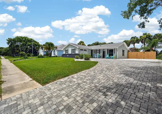 Photo 3 of Single family home for sale at 4503 Saxon Dr, New Smyrna Beach, FL 32169 | MLS# NS1088748 | Listing updated on 2026-08-07