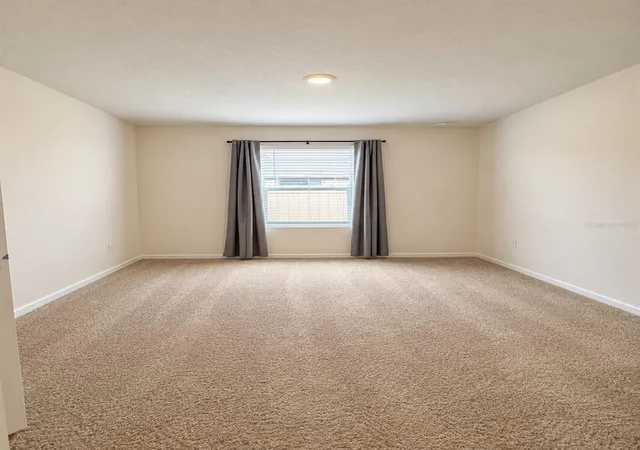Photo 4 of Single family home for sale at 17089 Edgemont Ln, Clermont, FL 34714 | MLS# S5153828 | Listing updated on 2026-10-14