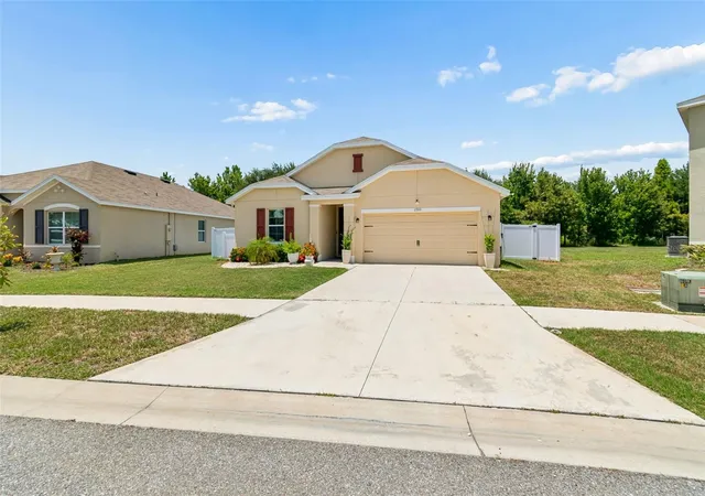 Photo 3 of Single family home for sale at 11910 Little Violet Cir, Riverview, FL 33578 | MLS# TB8529742 | Listing updated on 2026-10-07