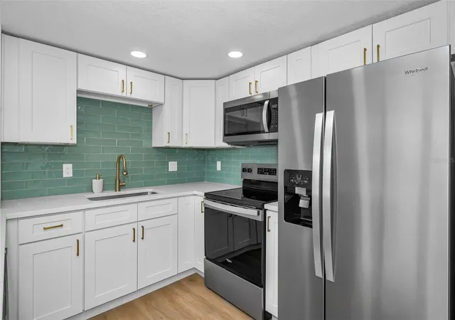Photo 4 of Condo for sale at 4015 Bayshore Blvd #4C, Tampa, FL 33611 | MLS# TB8529744 | Listing updated on 2026-07-20