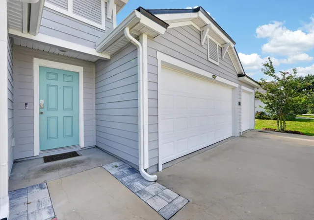 Photo 39 of Single family home for sale at 21 Rocking Ln, Palm Coast, FL 32164 | MLS# V4950248 | Listing updated on 2026-08-28