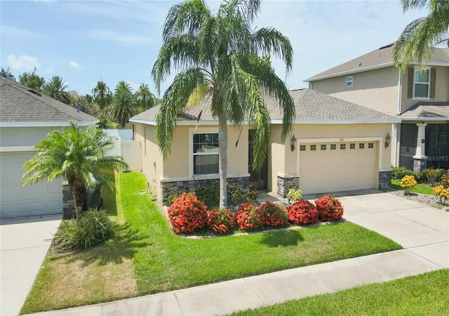 Photo 3 of Single family home for sale at 417 Blakely Ct, Ruskin, FL 33570 | MLS# TB8529766 | Listing updated on 2026-08-27