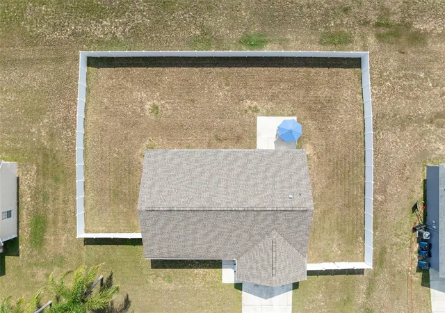 Photo 2 of Single family home for sale at 122 Church St S, Haines City, FL | MLS# S5153838 | Listing updated on 2026-09-29